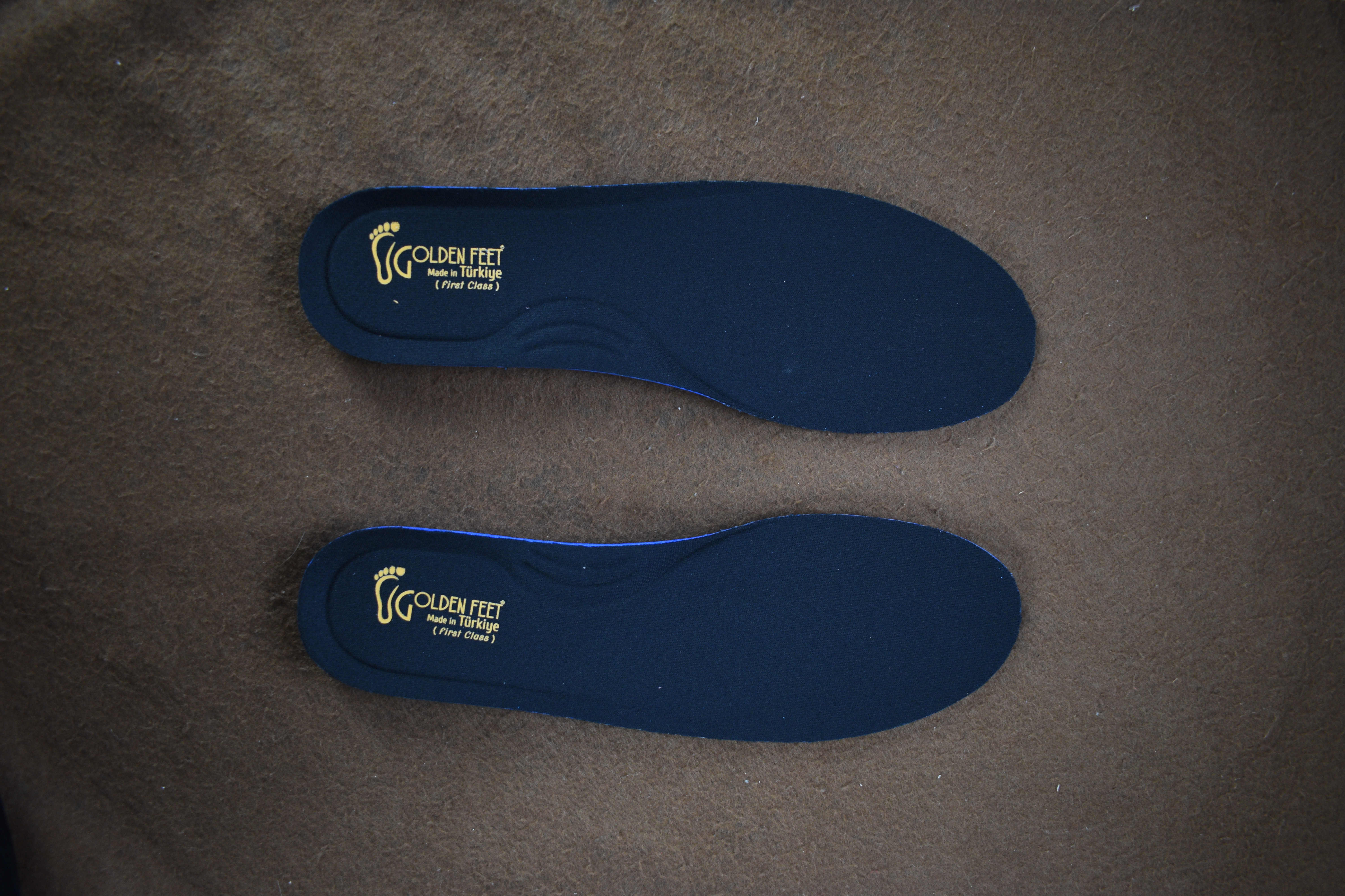 بطانة طبية سوداء